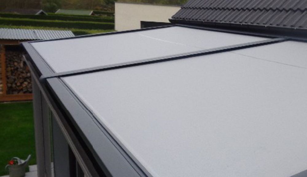 installation store véranda